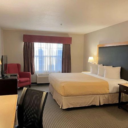 Holiday Inn Express & Suites Zion By Ihg Экстерьер фото